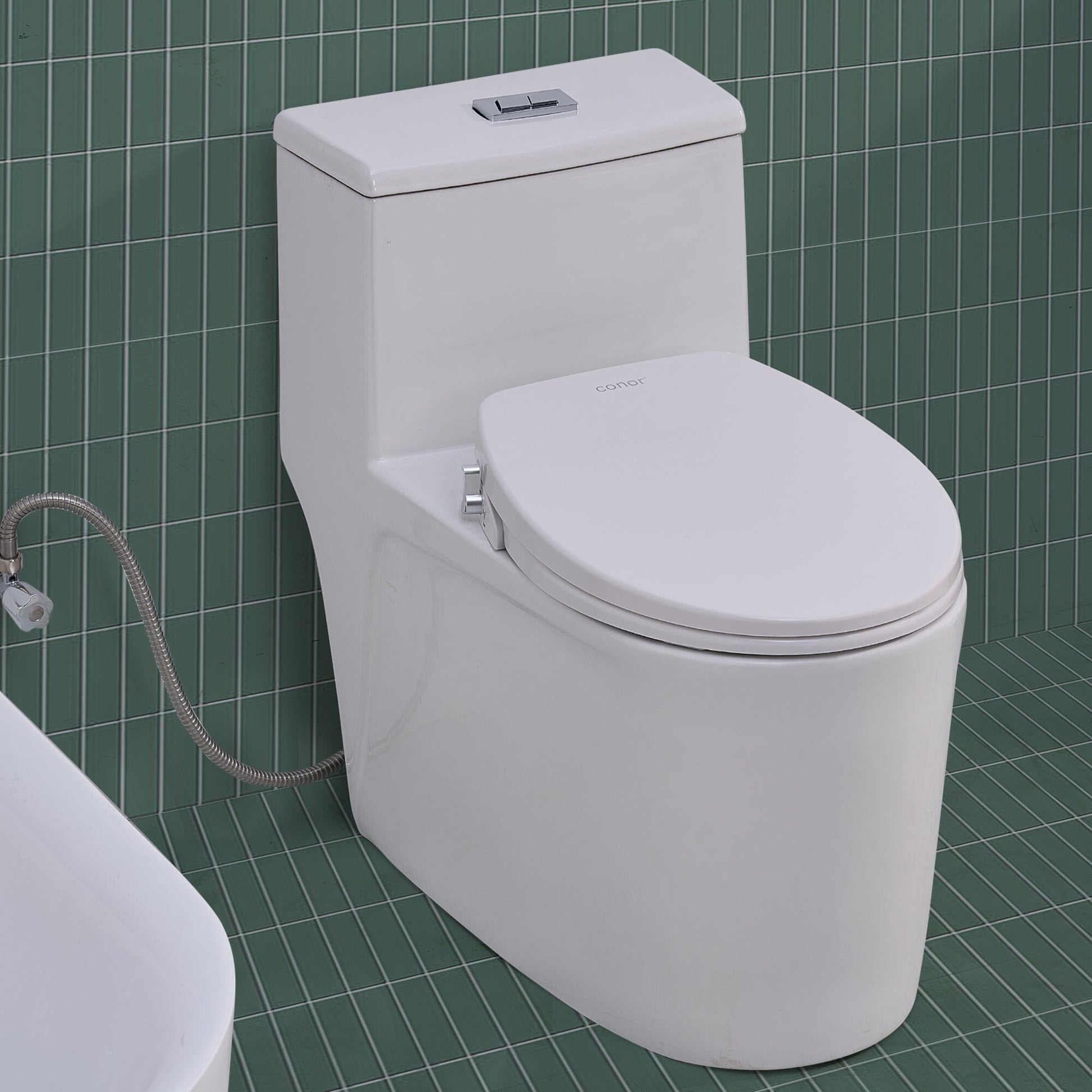 Toilet with Right Water Inlet